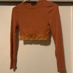 Shein // orange crop with lace detailing // size S